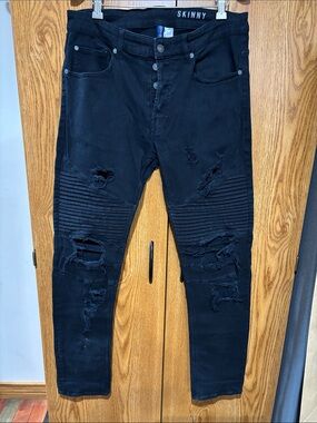 Divided Black Skinny Jeans